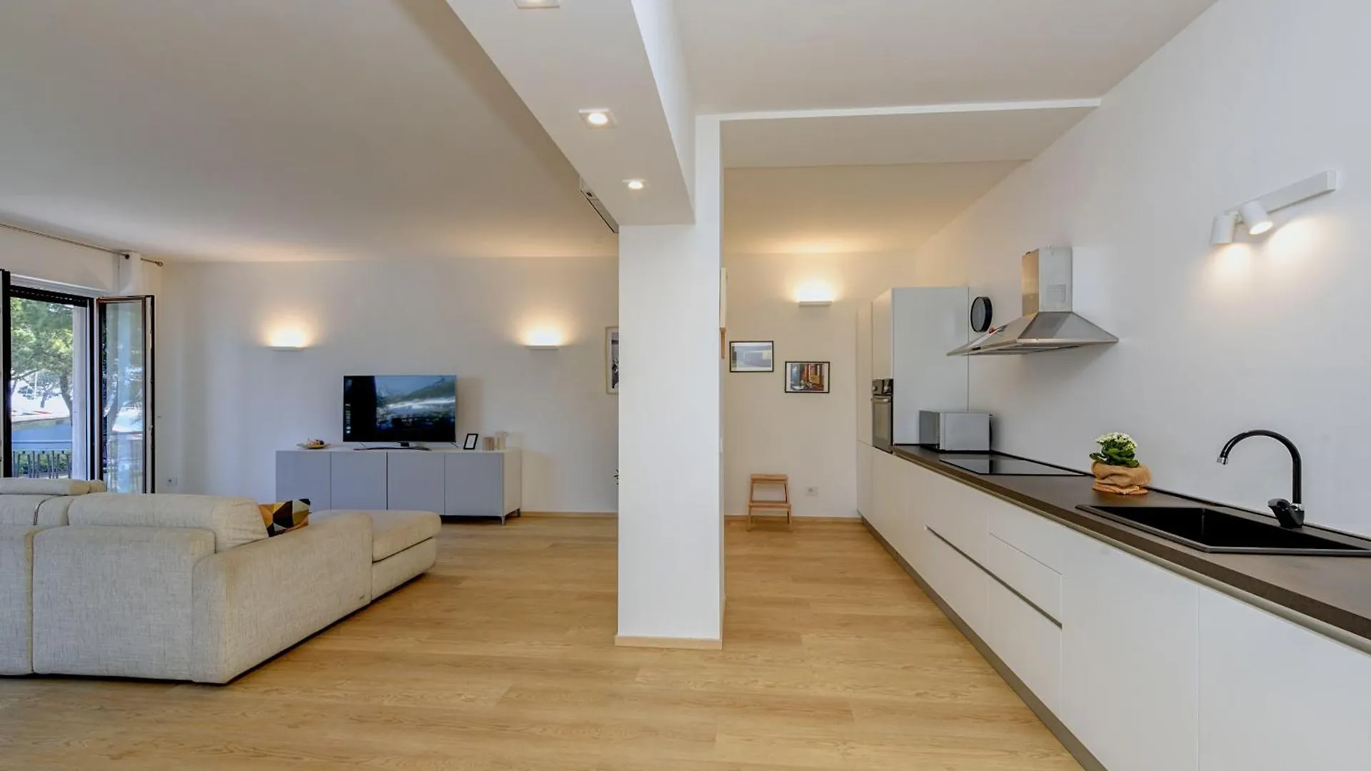 Appartamento Desenzanoloft Official Partner Marriott Homes & Villas - The Lake Giant - Renovated 2025 - Lake View Desenzano del Garda