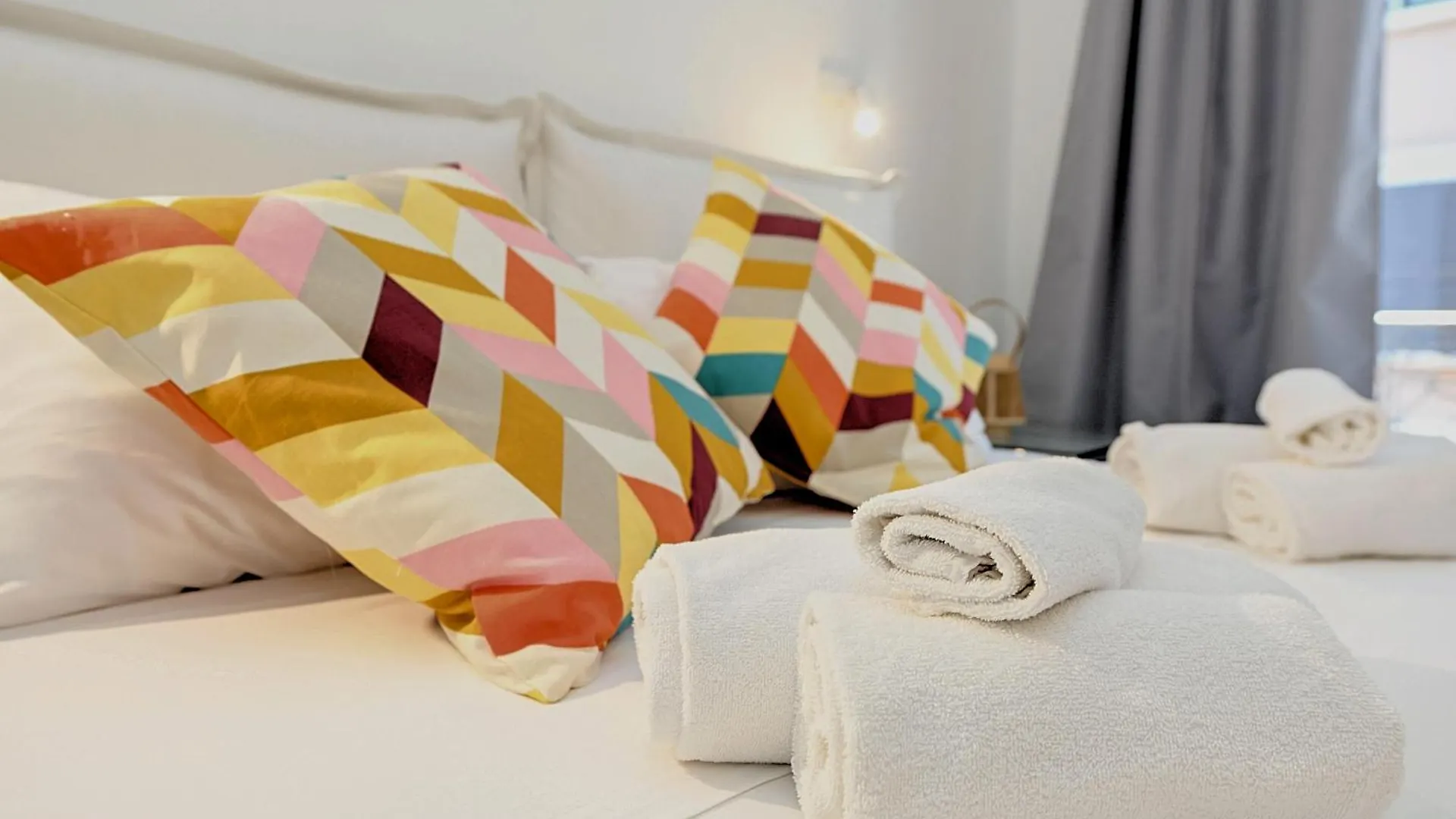 Appartamento Desenzanoloft Official Partner Marriott Homes & Villas - The Lake Giant - Renovated 2025 - Lake View Desenzano del Garda Italia